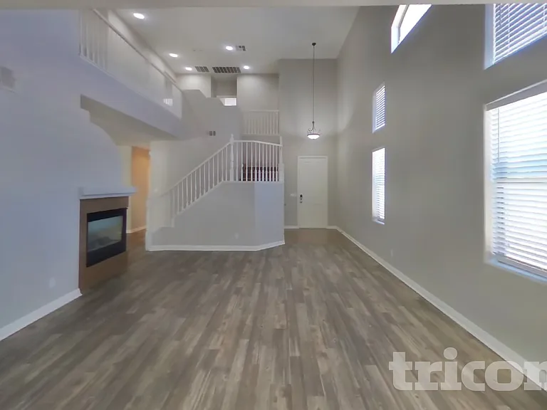 9024 Picket Fence Ave — Photo 4