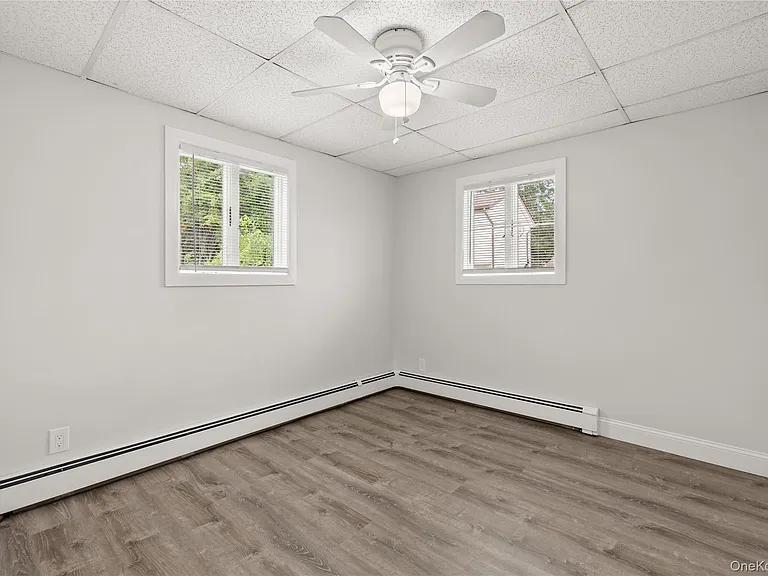 175 Centre Ave — Photo 8