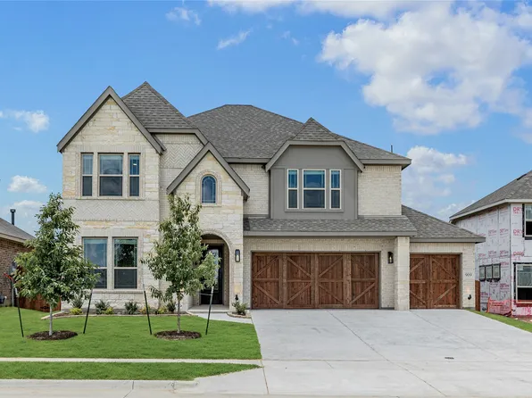 909 Cannes Dr, Red Oak, TX 75154