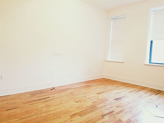 5th image of 60 Clarkson Ave APT 3A