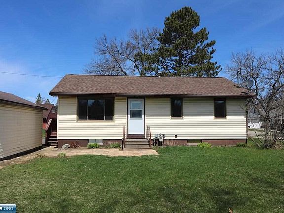3rd image of 218 Dorchester Dr