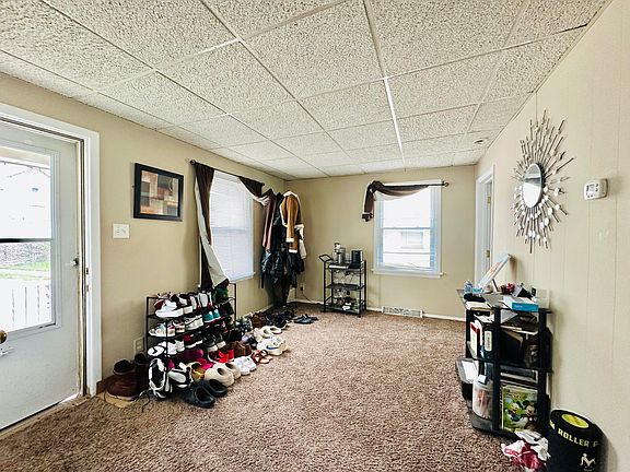 4th image of 5856 Wallace Rd