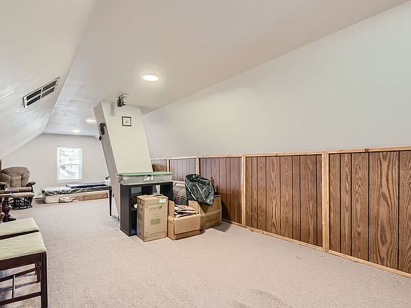 4th image of 3027 S Millard Ave