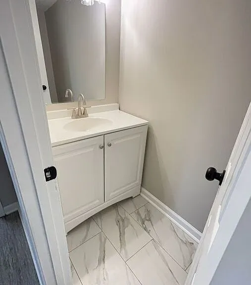 3136 Monterrey Sq — Photo 35