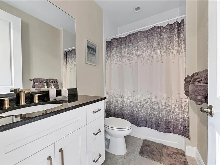 13305 Longville Ave — Photo 22