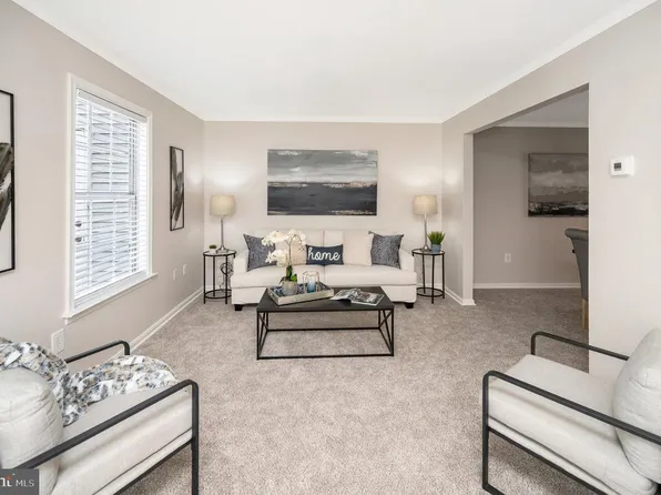 4755 S Park Ct, Woodbridge, VA 22193