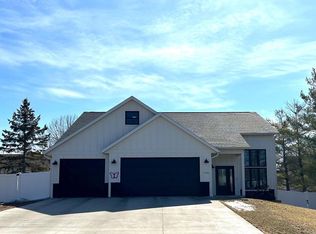 1216 W Ives St, Marshfield, WI 54449