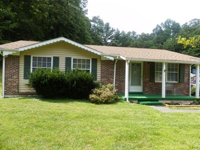 331 Woodbridge Rd, Oak Hill, WV, 25901