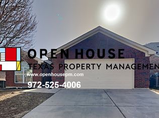 10808 Middleglen Rd, Haslet, TX 76052