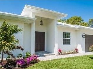 27184 Rue De Paix, Bonita Springs, FL 34135
