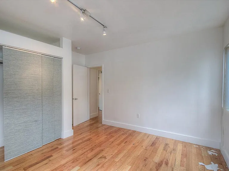 1006 N New Hampshire Ave #1008 — Photo 12