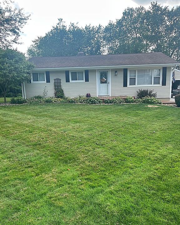 1st image of 3811 Sandell St