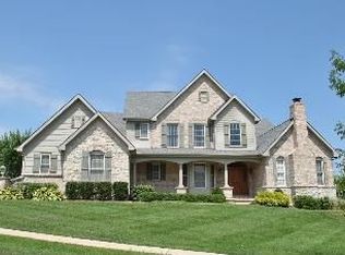 1307 Westchester Manor Ln, Chesterfield, MO 63005