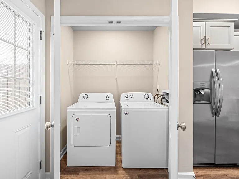Durrett Dr - 55 (x17) — Photo 13