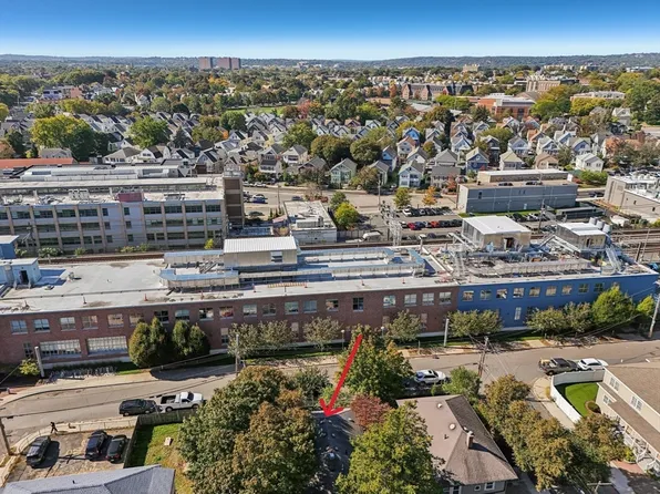 17 Colby St #17, Medford, MA 02155