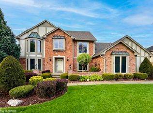 13861 Timberview Dr, Shelby Township, MI 48315