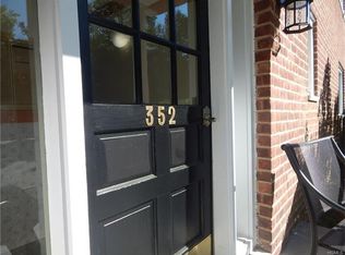 352 N State Rd APT 3H, Briarcliff Manor, NY 10510