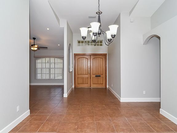5th image of 610 Williams Ave