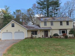 59 Woods Hollow Rd, West Suffield, CT 06093