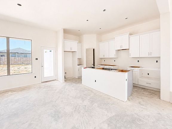 4th image of 2718 Joshua Dr