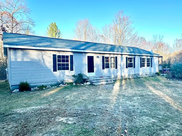 1110 E Johnson Rd, Shelby, MI 49455