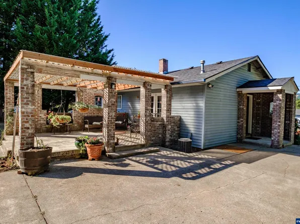 4801 Long St, Sweet Home, OR 97386