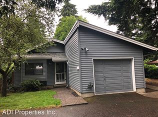 5856 Lakeview Blvd, Lake Oswego, OR 97035