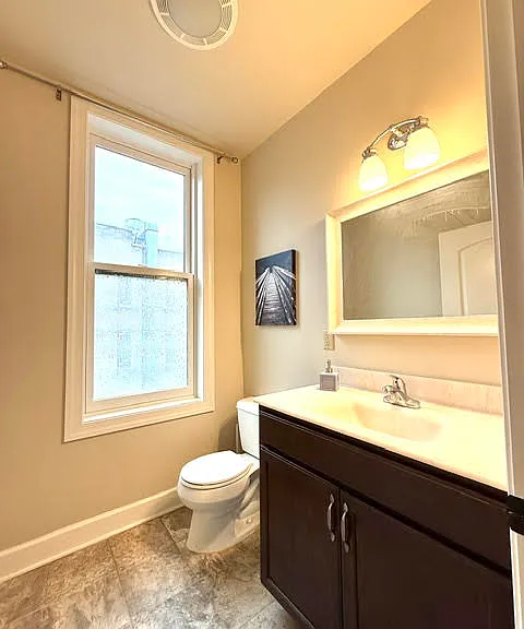 400-404 Stewart Ave #2B — Photo 9