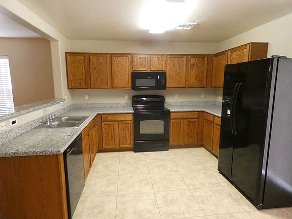 5th image of 2466 E Meadow Creek Way