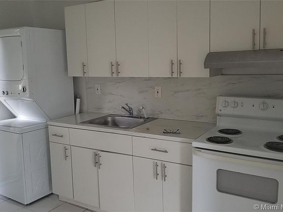 5th image of 2632 NW 18th Ter #2636