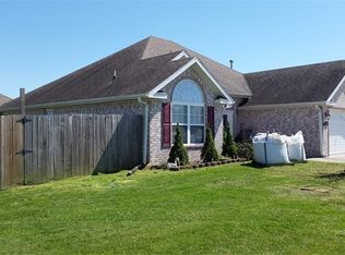 3301 S 2nd St, Rogers, AR 72758