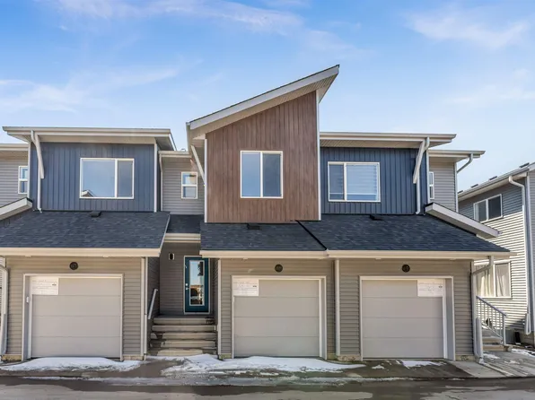 710 Mattson Dr #48, Edmonton, AB T6X 1A3