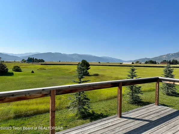 450 & 452 Blue Lake Cir, Alpine, WY 83128