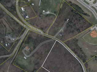 332 Grey Ridge Rd, Friendsville, TN 37737