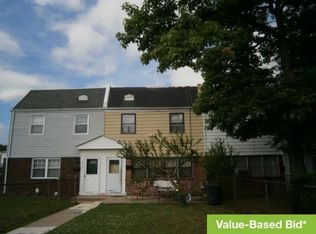 2417 Airacobra St, Levittown, PA 19057