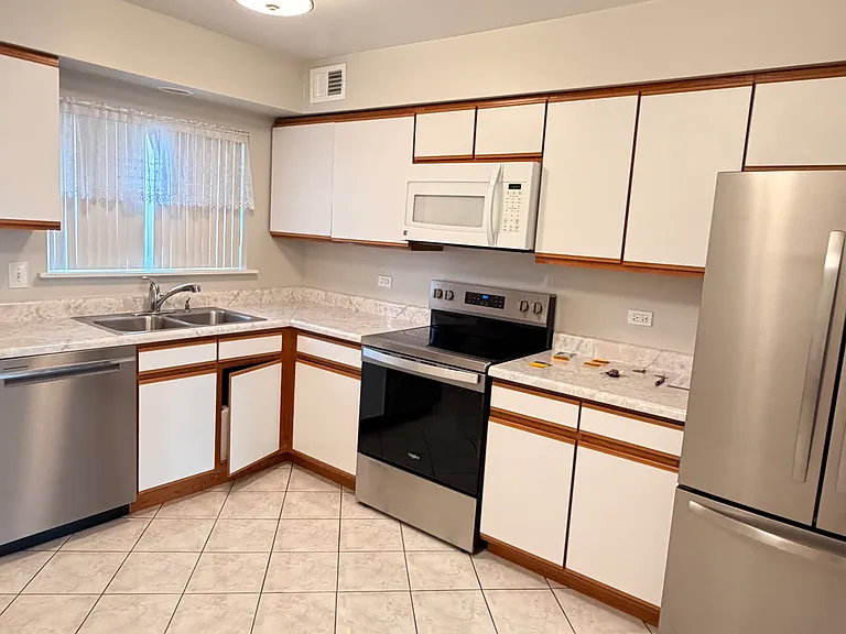 9448 Bay Colony Dr #3S — Photo 7