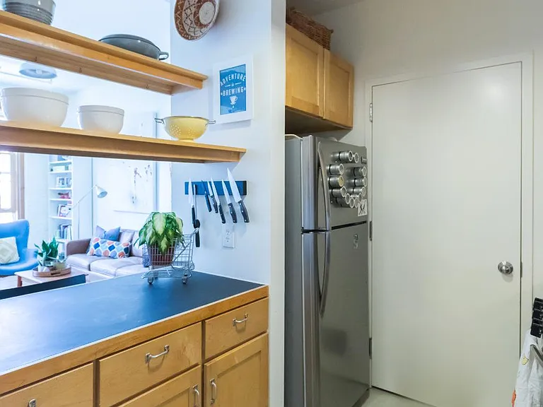 Park Foundry - One Bedroom Kitchen - C Line