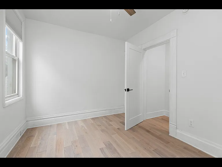 5238 Wickliff St — Photo 7