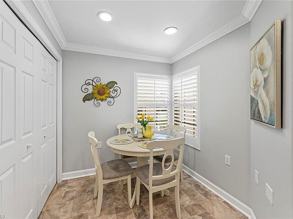 5th image of 3009 Driftwood WAY #2801