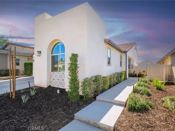 1525 Overpark Ln, Beaumont, CA 92223