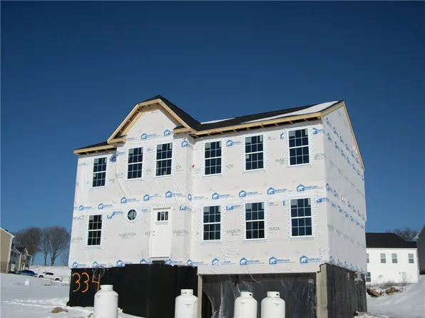 501 Gardenia Dr, Belle Vernon, PA 15012