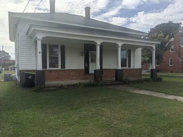105 N Church St