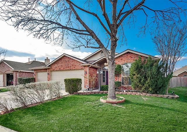 1st image of 337 Tanglewood Pl
