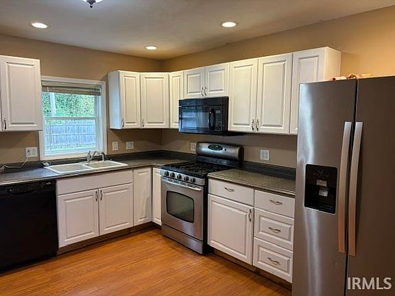 2nd image of 1217 Academy Pl