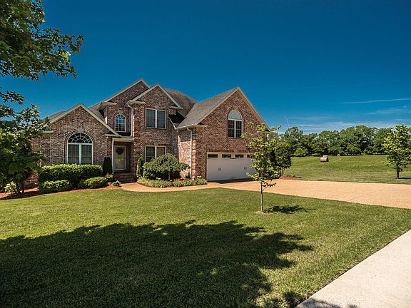 2nd image of 1025 Robert Lee Dr