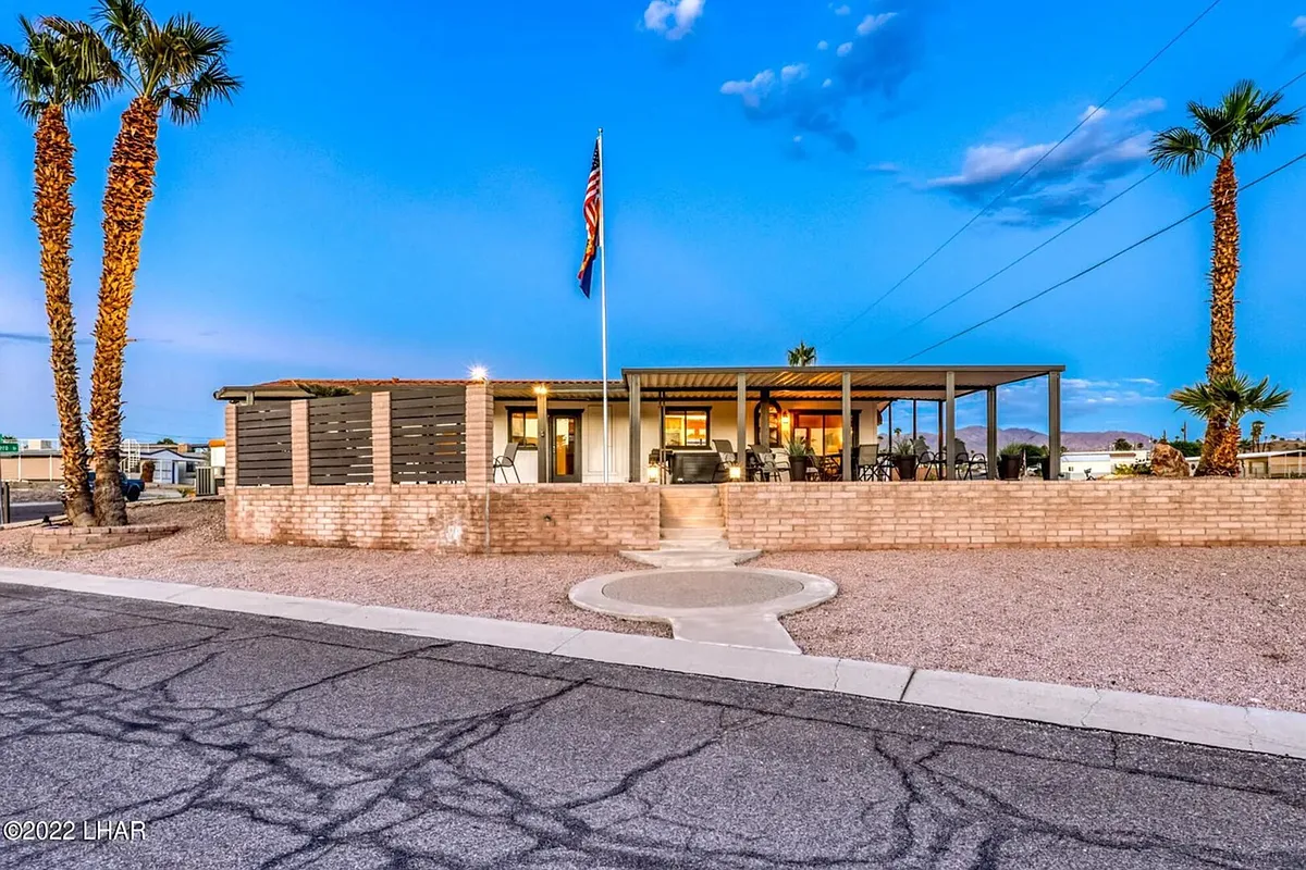 Building Photo - Mescalero Dr