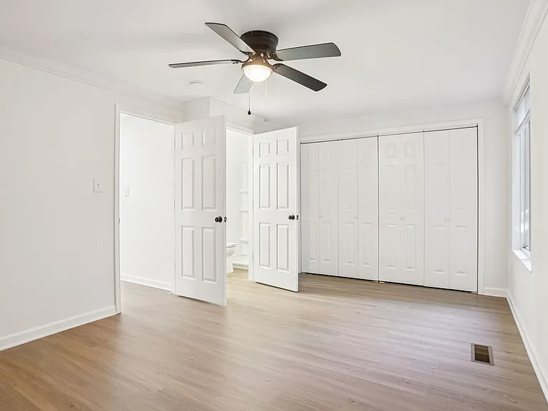 1369 Maple Shade Ln — Photo 17