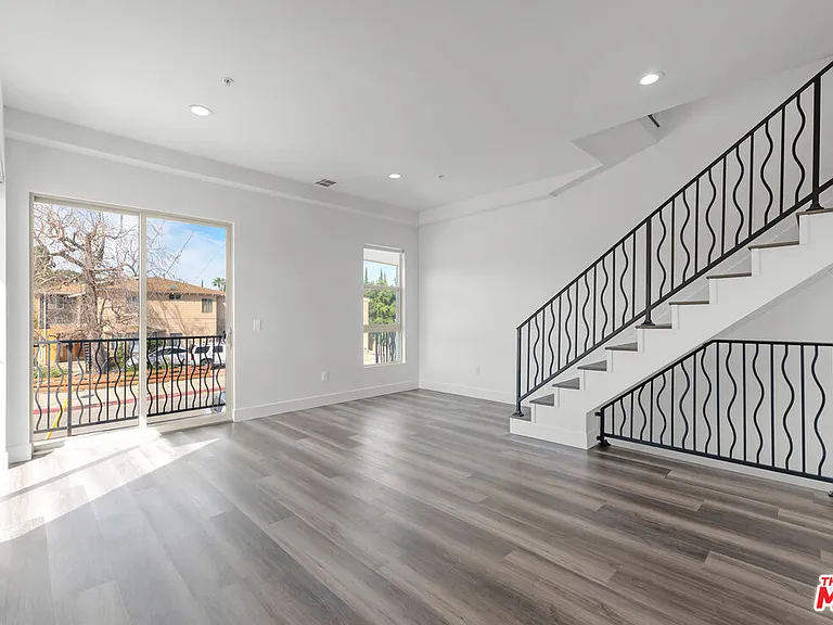 6006 N Klump Ave #1 — Photo 16