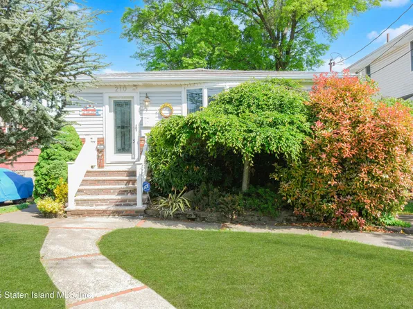 210 Rensselaer Ave, Staten Island, NY 10312
