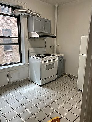 2nd image of 28-19 42nd St #B1
